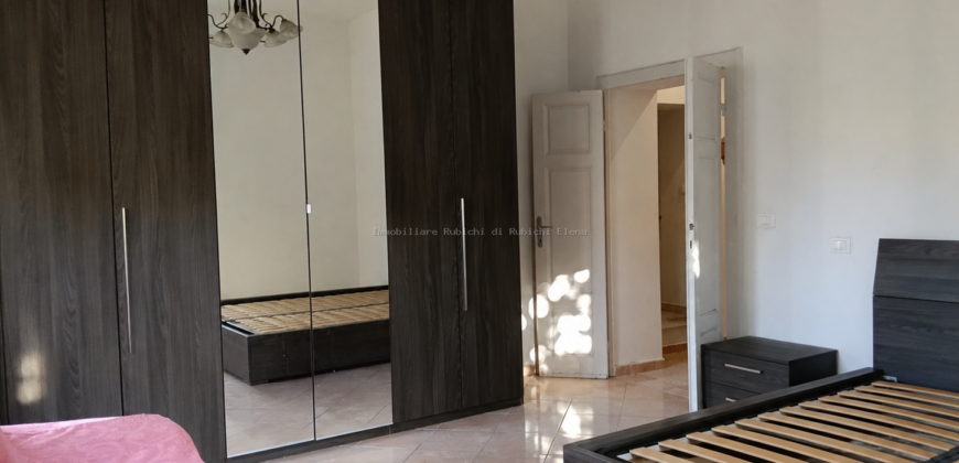 Appartamento parzialmente arredato – Zona Fabbricotti