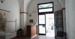 Affittasi fondo commerciale – Zona Centrale