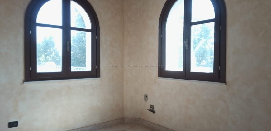 Affittasi bilocale con grande terrazza