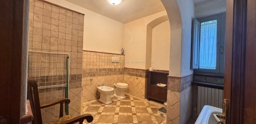 FAUGLIA – IL FASCINO DELLA CAMPAGNA, IN UNA CASA DA SOGNO