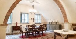 FAUGLIA – IL FASCINO DELLA CAMPAGNA, IN UNA CASA DA SOGNO