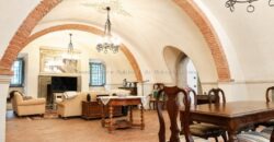 FAUGLIA – IL FASCINO DELLA CAMPAGNA, IN UNA CASA DA SOGNO